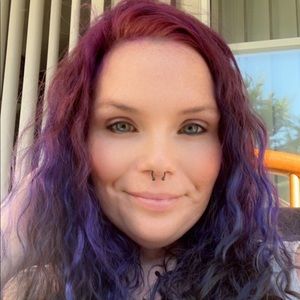 Hi, I’m jennifer. I have a shopping addiction and I’ve got to start somewhere!